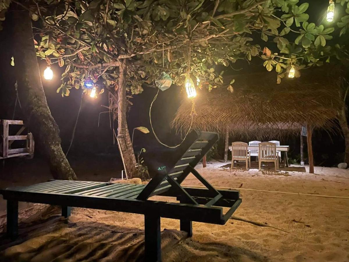 Simple Place Mirissa Exterior photo