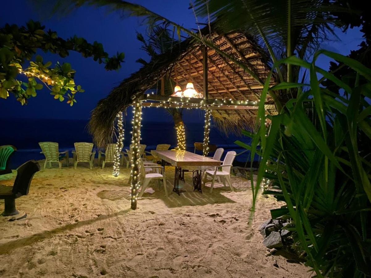 Simple Place Mirissa Exterior photo